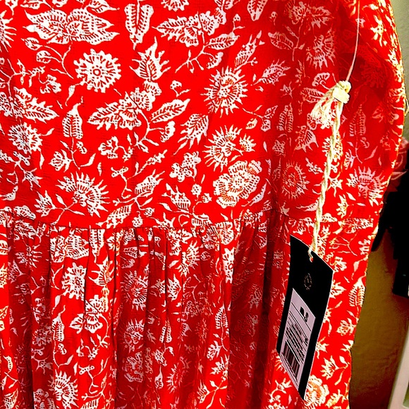 NWTS!💚Beautiful Summer & Full Effect Ruffled Maxi Dress - Picture 3 of 7